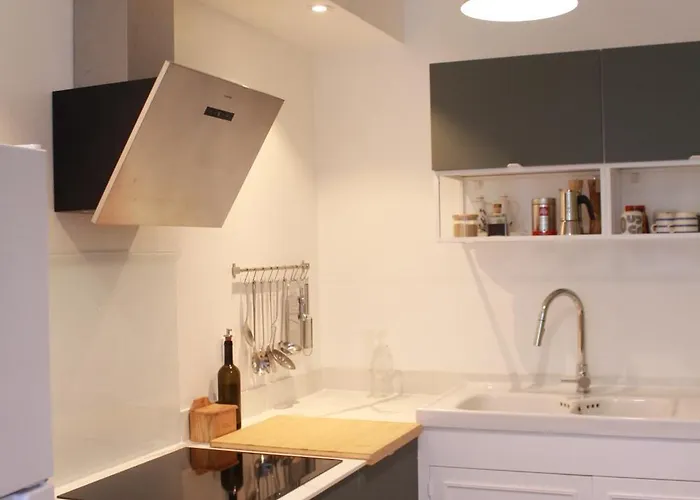 Dans Le Marais Apartment